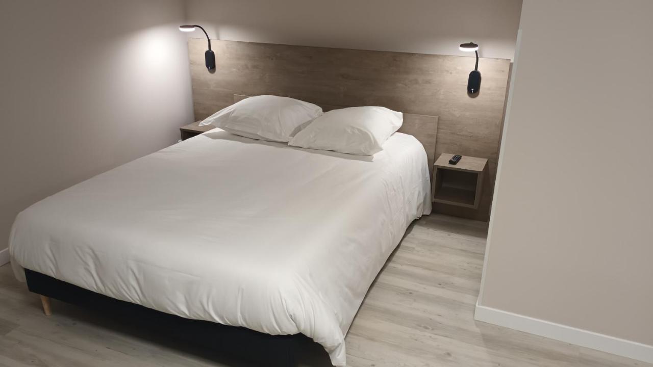 Le Petit Logis Hotel Beaumont-en-Véron Екстериор снимка
