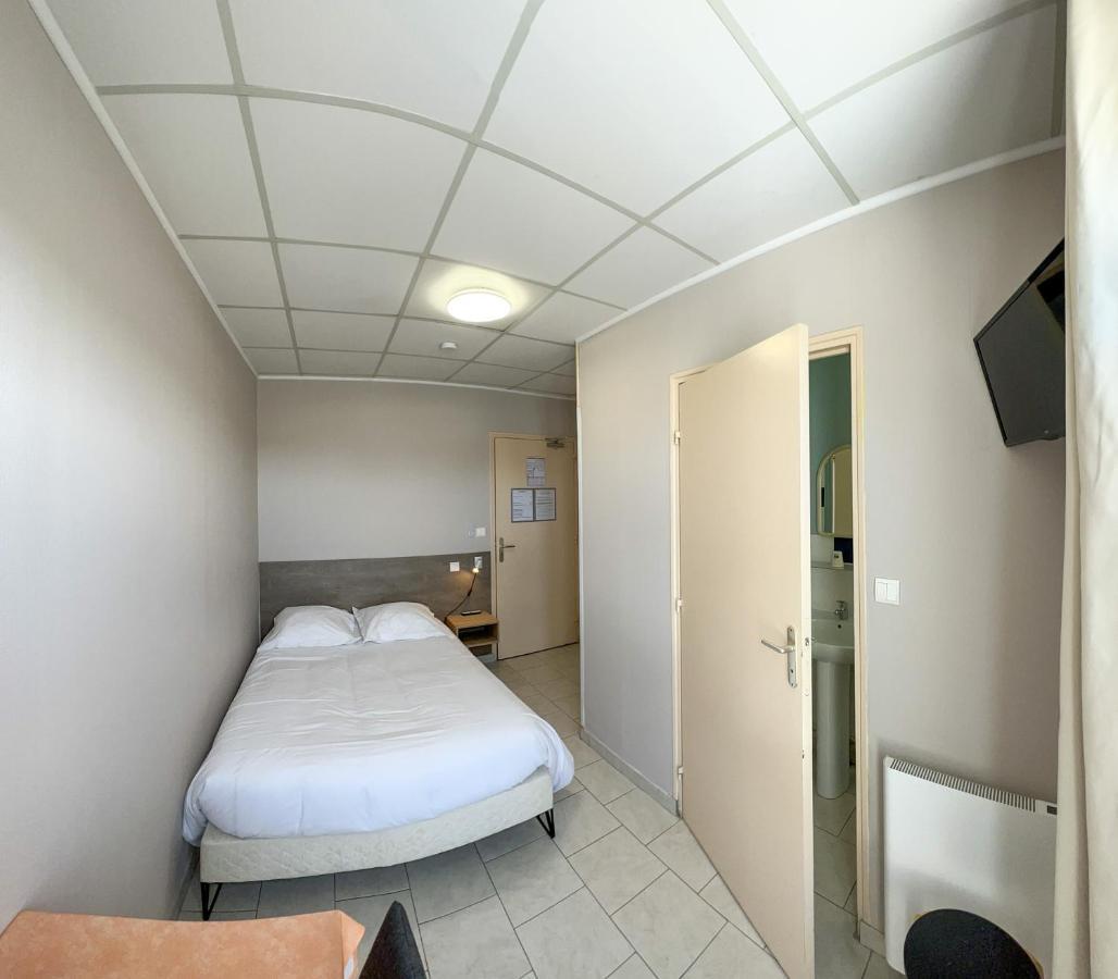 Le Petit Logis Hotel Beaumont-en-Véron Екстериор снимка
