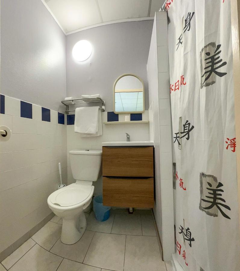 Le Petit Logis Hotel Beaumont-en-Véron Екстериор снимка