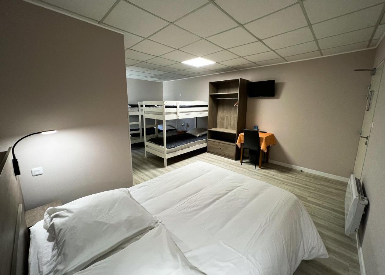 Le Petit Logis Hotel Beaumont-en-Véron Екстериор снимка