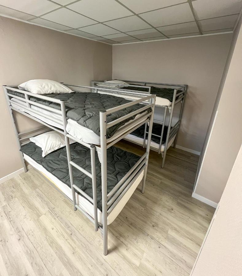 Le Petit Logis Hotel Beaumont-en-Véron Екстериор снимка