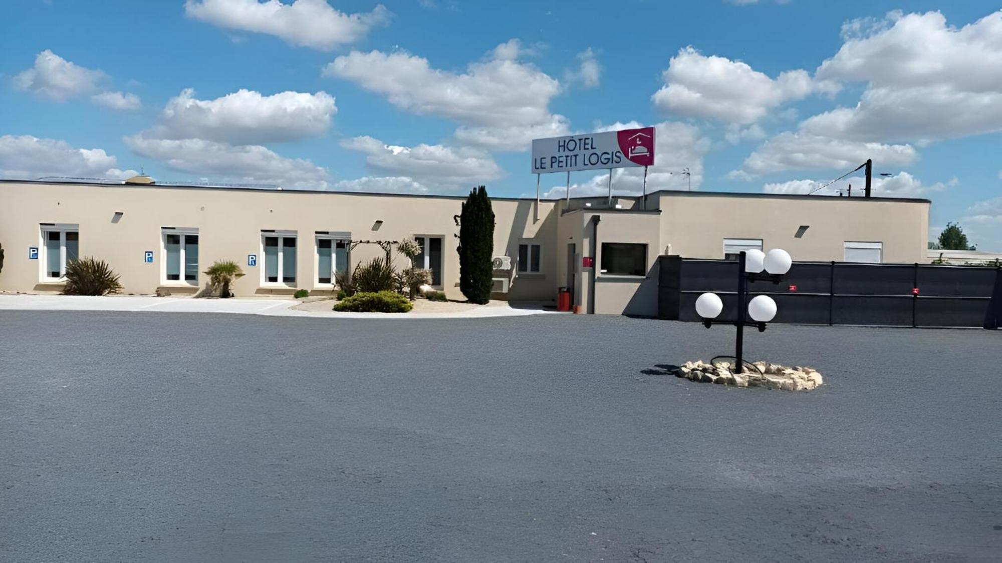 Le Petit Logis Hotel Beaumont-en-Véron Екстериор снимка